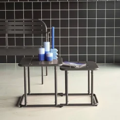 Square outdoor nesting table in steel