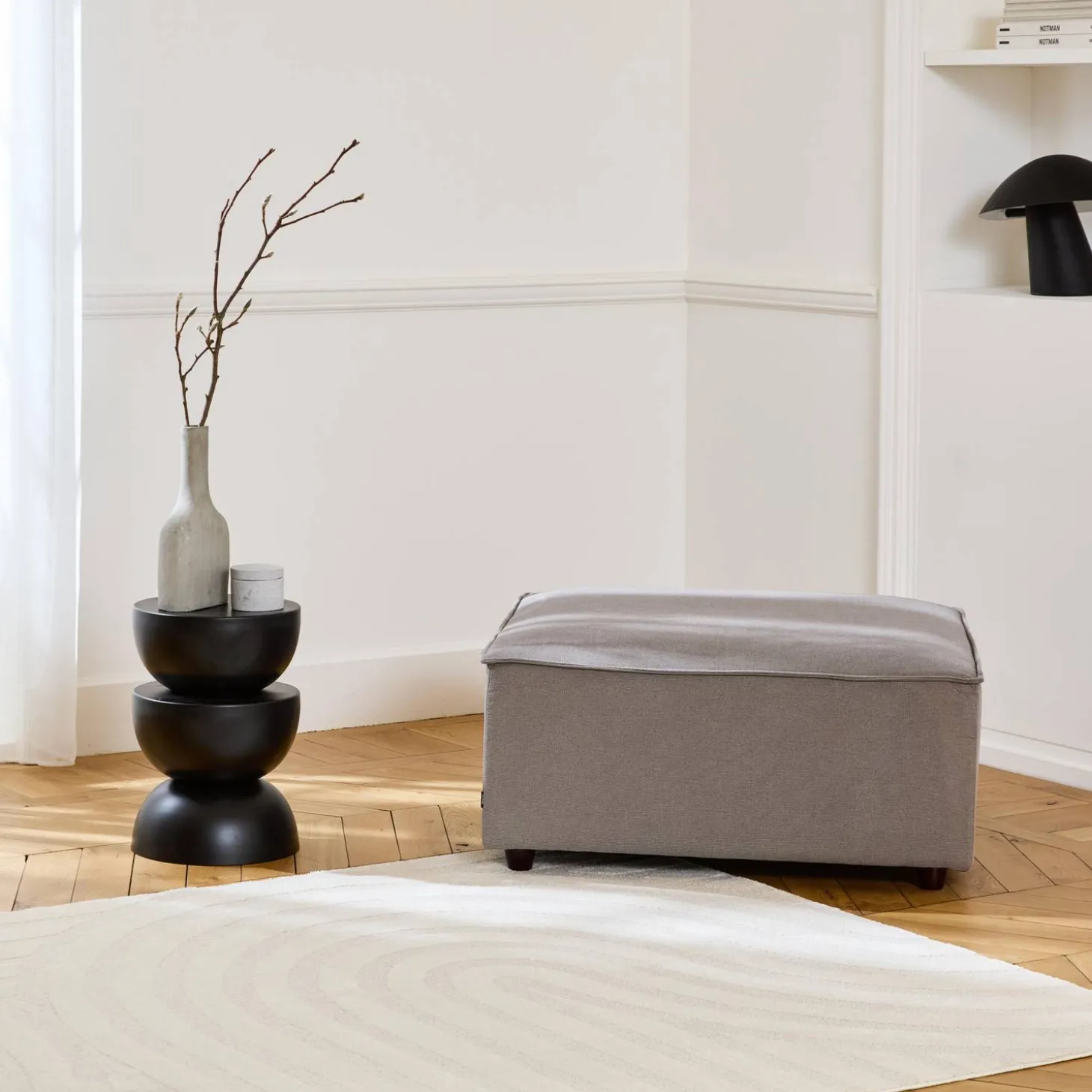 Square pouffe in water-repellent fabric for sofa