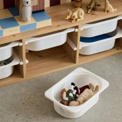 Storage unit for children, 6 plastic boxes