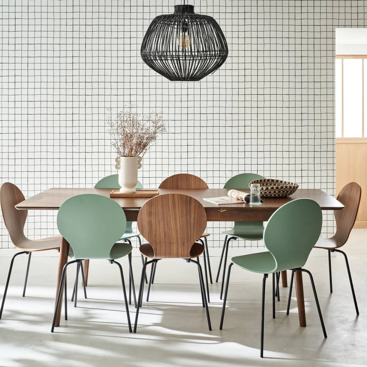 6 to 8-seater extendable rectangular dining table