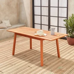 6 to 8-seater extendable wooden garden table