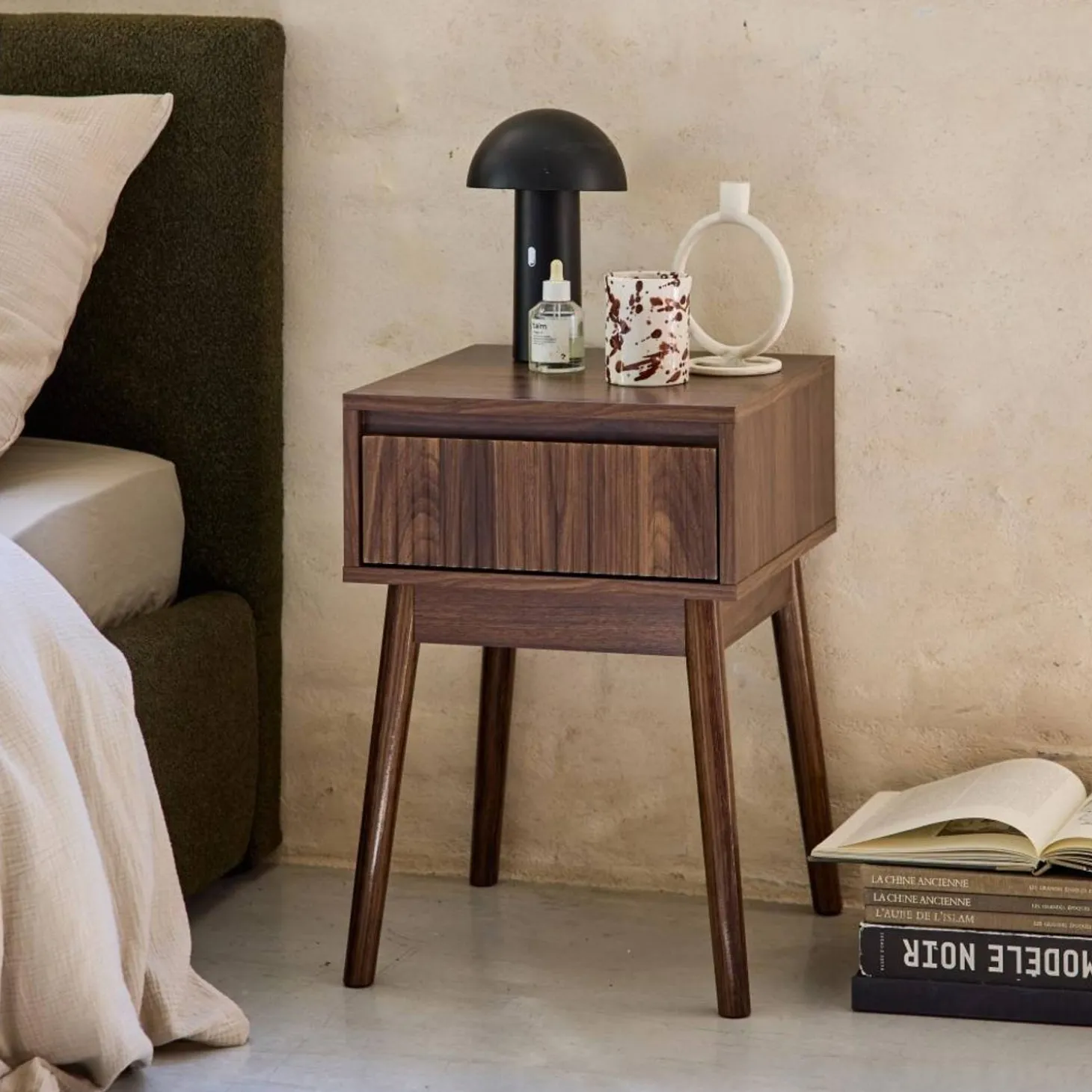 Wood decor one drawer bedside table