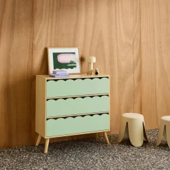 Wood-effect children's chest of 3 drawers