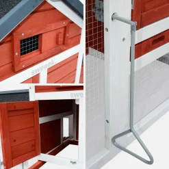 Wooden chicken coop for 3 chickens with nesting box