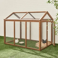Wooden chicken run for 3 chickens