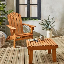 Wooden retro garden deck chair with side table