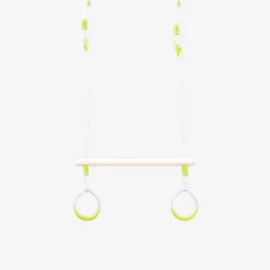 Wooden trapeze with metal rings